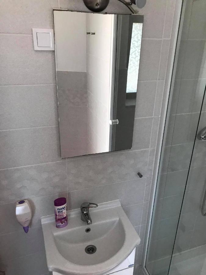 Hunyadi Panzio-Apartman Makó Exteriör bild